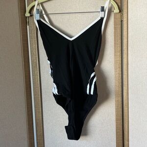 FINAL MARKDOWN Bozzolo Monochrome Cotton Blend bodysuit large